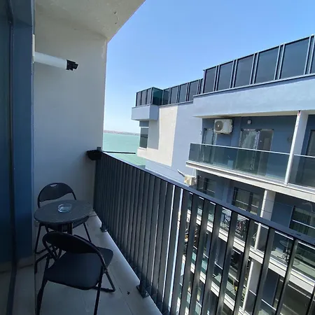 Dincolo De Nori-mamaia