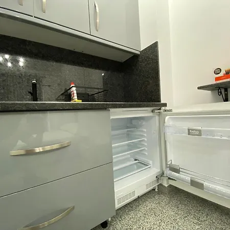 Dincolo De Nori-mamaia