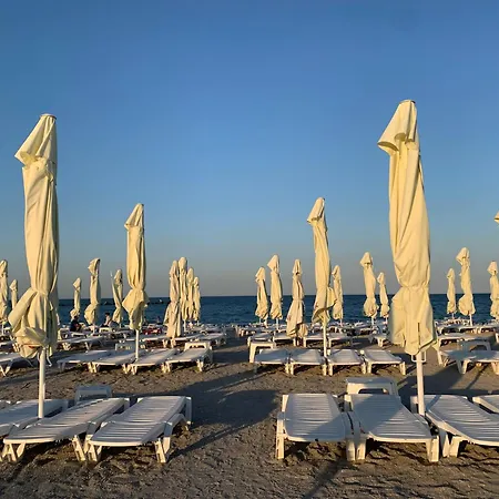 Апартаменты Dincolo De Nori-mamaia *