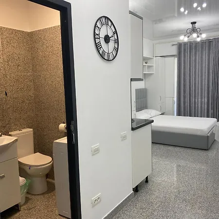 Dincolo De Nori-mamaia Apartment *